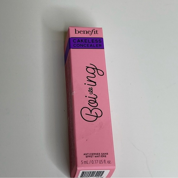 Boi-ing Cakeless Full Coverage Waterproof Liquid Concealer - Picture 4 of 8